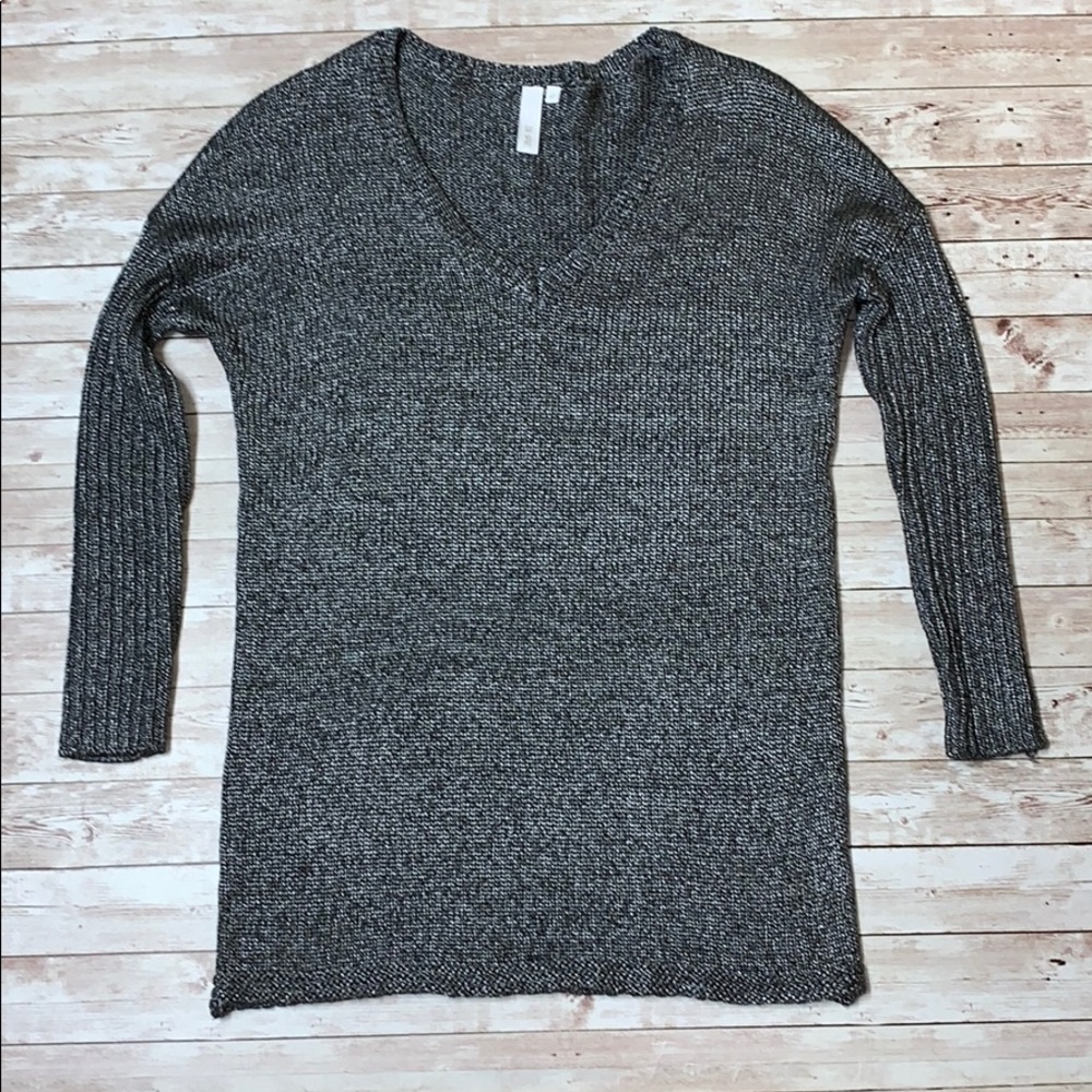 SI-IAE Silver Metallic Gray Crocheted Sweater